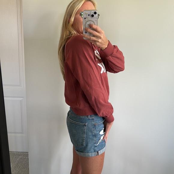 ‘Winter Break’ Sweatshirt - Picture 3 of 5